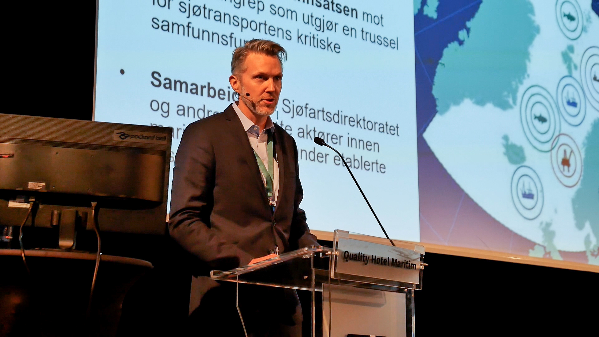Kystdirektør Einar Vik Arset holder foredrag på Haugesundkonferansen 2023-foto Anne Grethe Nilsen.jpg